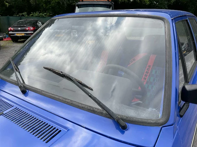 Volkswagen polo 1f oldtimer auto - afbeelding 11 van  43