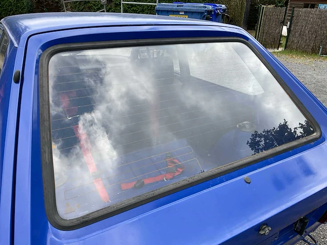 Volkswagen polo 1f oldtimer auto - afbeelding 17 van  43