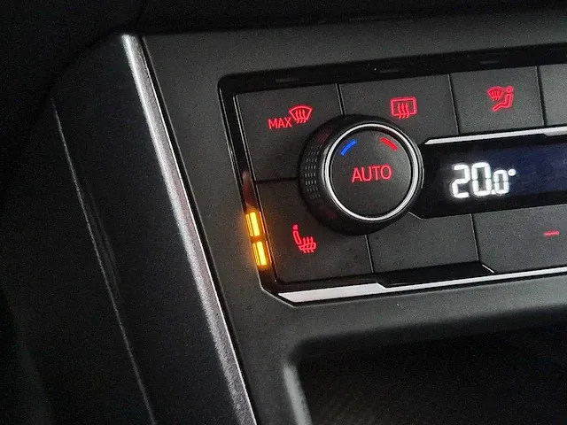 Volkswagen polo 2.0 tsi gti | r-612-nr - afbeelding 35 van  43