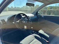 Volkswagen polo 2005 benzine - afbeelding 4 van  37