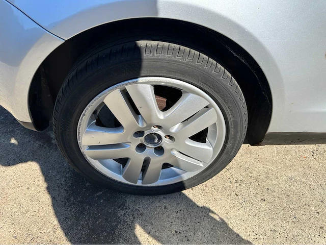 Volkswagen polo 2005 benzine - afbeelding 11 van  37