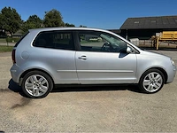 Volkswagen polo 2005 benzine - afbeelding 32 van  37