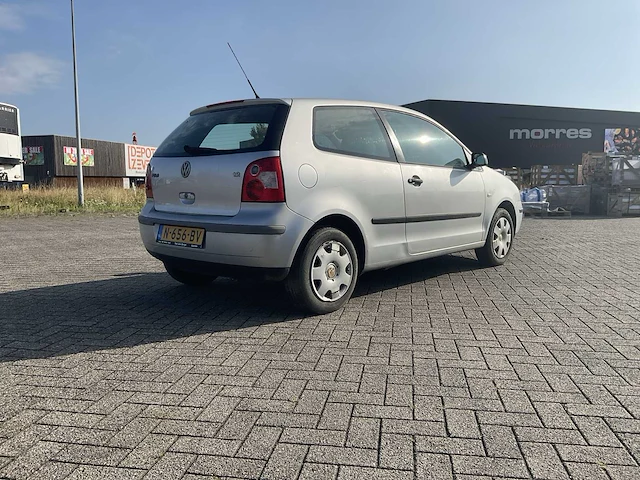 Volkswagen polo auto - afbeelding 17 van  23