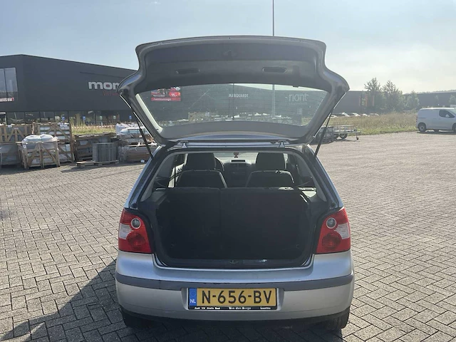 Volkswagen polo auto - afbeelding 20 van  23