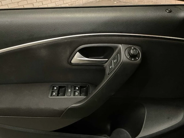 Volkswagen polo comfortline 149.215km bouwjaar: 2015, rg-236-n - afbeelding 8 van  17