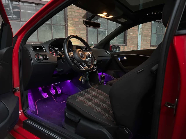 Volkswagen polo gti 1.8 tsi 192pk 2015, gjb-52-g - afbeelding 11 van  38