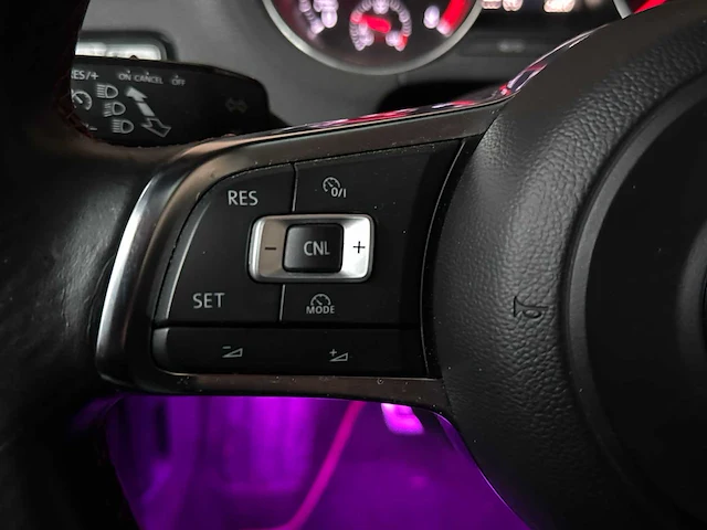 Volkswagen polo gti 1.8 tsi 192pk 2015, gjb-52-g - afbeelding 17 van  38
