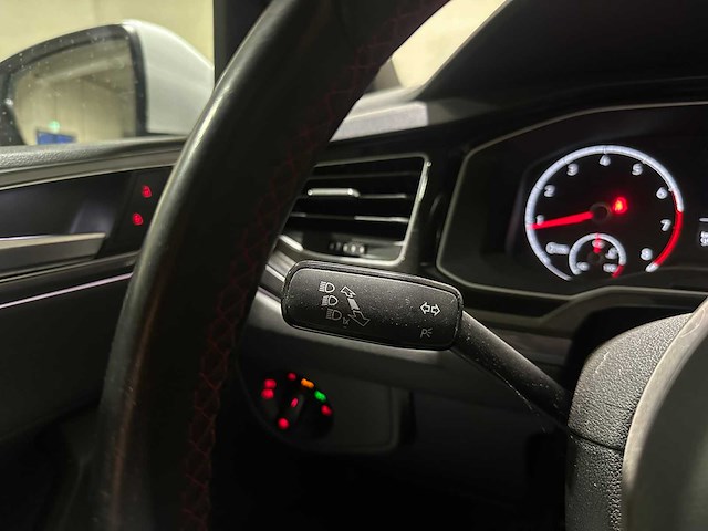 Volkswagen polo gti 2.0 tsi 200pk 2019, h-753-zl - afbeelding 19 van  43