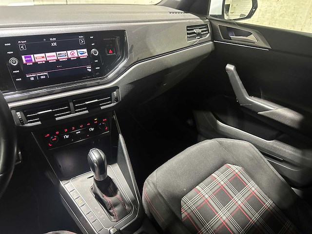 Volkswagen polo gti 2.0 tsi 200pk 2019, h-753-zl - afbeelding 22 van  43
