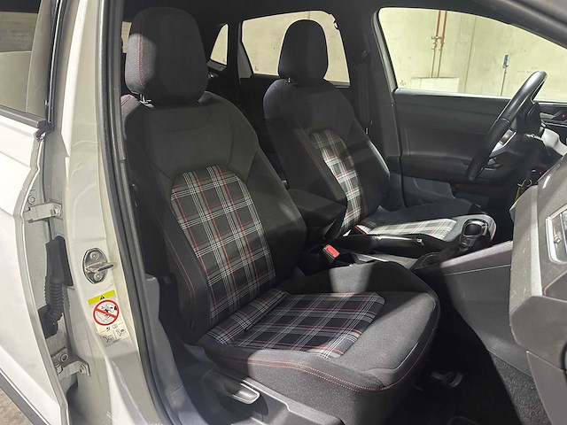 Volkswagen polo gti 2.0 tsi 200pk 2019, h-753-zl - afbeelding 33 van  43