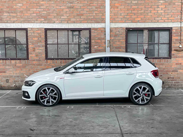 Volkswagen polo gti 2.0 tsi 200pk 2019, p-213-jn - afbeelding 10 van  45