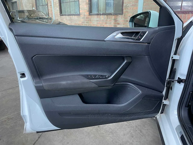 Volkswagen polo gti 2.0 tsi 200pk 2019, p-213-jn - afbeelding 27 van  45