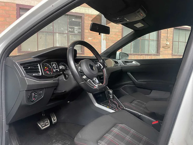 Volkswagen polo gti 2.0 tsi 200pk 2020, x-677-zr - afbeelding 8 van  32