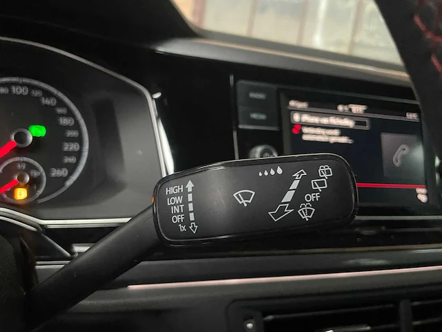 Volkswagen polo gti 2.0 tsi 200pk 2020, x-677-zr - afbeelding 16 van  32