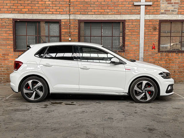 Volkswagen polo gti 2.0 tsi 200pk 2020, x-677-zr - afbeelding 31 van  32