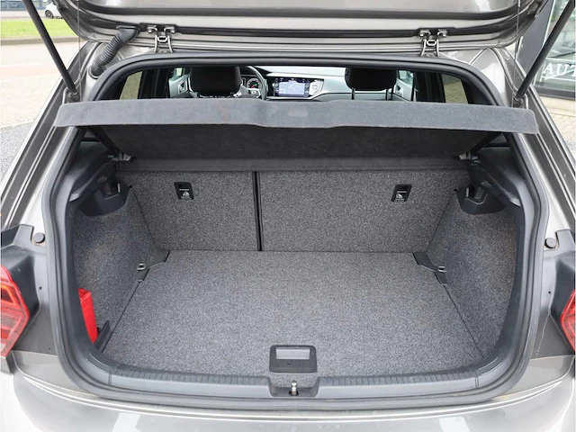 Volkswagen polo gti 2.0 tsi 200pk automaat 2019 panodak keyless camera adaptive led dodehoek carplay stoelverwarming - afbeelding 37 van  42
