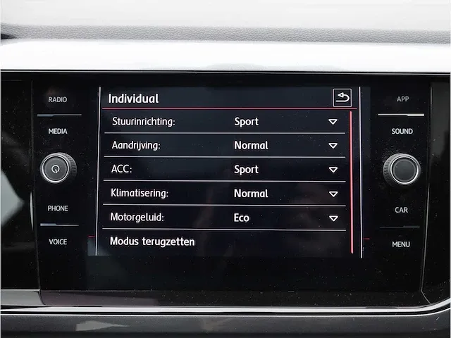 Volkswagen polo gti 2.0 tsi 200pk automaat 2019 panodak keyless camera adaptive led dodehoek carplay stoelverwarming - afbeelding 29 van  42
