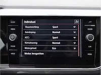Volkswagen polo gti 2.0 tsi 200pk automaat 2019 panodak keyless camera adaptive led dodehoek carplay stoelverwarming - afbeelding 29 van  42