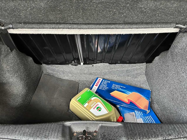 Volkswagen polo gti 6n pre-facelift 125pk 1999 - afbeelding 30 van  44