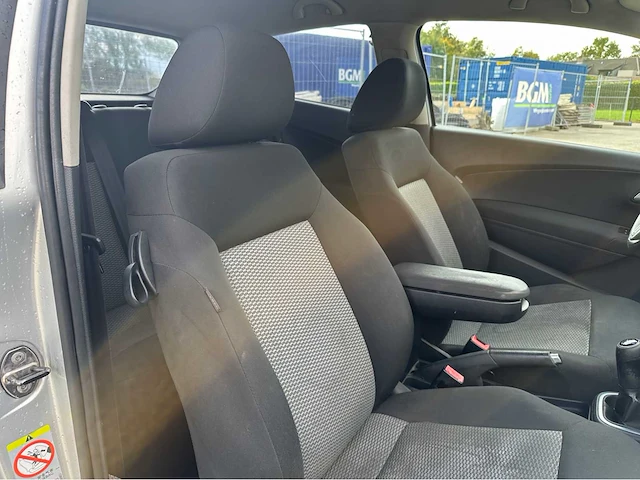 Volkswagen polo personenauto 2012 - afbeelding 2 van  33
