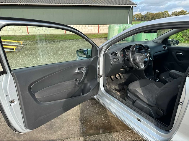 Volkswagen polo personenauto 2012 - afbeelding 4 van  33