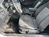 Volkswagen polo personenauto 2012 - afbeelding 8 van  33