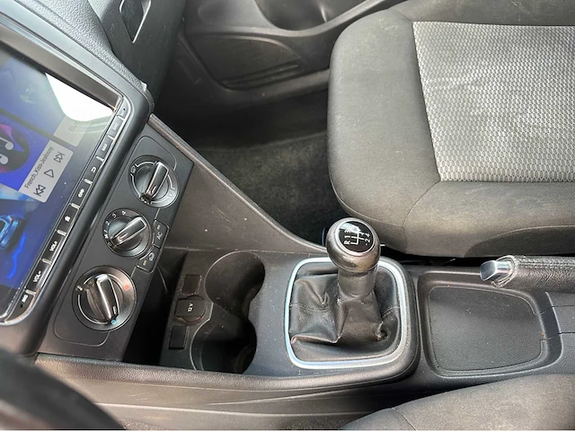 Volkswagen polo personenauto 2012 - afbeelding 16 van  33