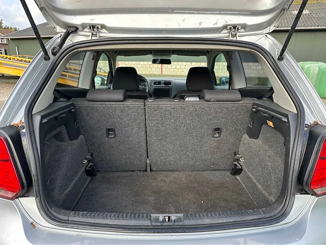 Volkswagen polo personenauto 2012 - afbeelding 30 van  33