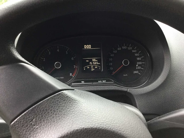 Volkswagen polo personenauto - afbeelding 14 van  14