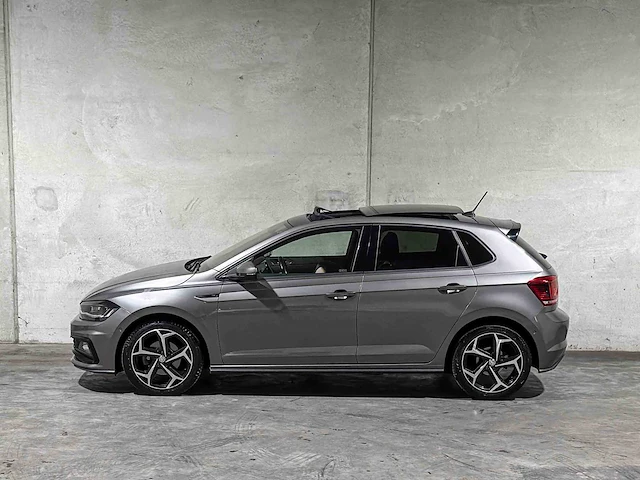Volkswagen polo r-line 1.5 tsi highline business r 150pk 2020, g-905-xr - afbeelding 10 van  43
