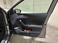 Volkswagen polo r-line 1.5 tsi highline business r 150pk 2020, g-905-xr - afbeelding 32 van  43