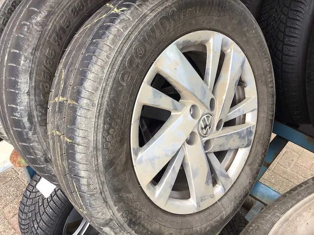 Volkswagen polo velg (4x) - afbeelding 2 van  4