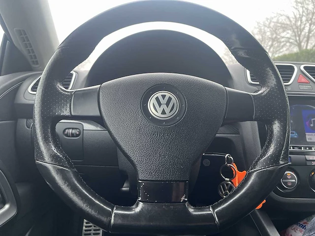 Volkswagen scirocco 1.4 tsi - 2009 | 72-hkg-4 - afbeelding 4 van  22