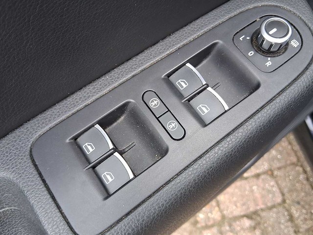 Volkswagen sharan 1.4 tsi highline 7p 2013 | 8-ktx-23 - afbeelding 2 van  32