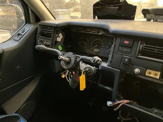 Volkswagen syncro multivan gl 2.5i - afbeelding 16 van  28