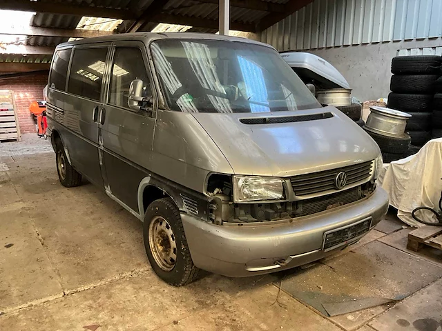 Volkswagen syncro multivan gl 2.5i - afbeelding 12 van  28