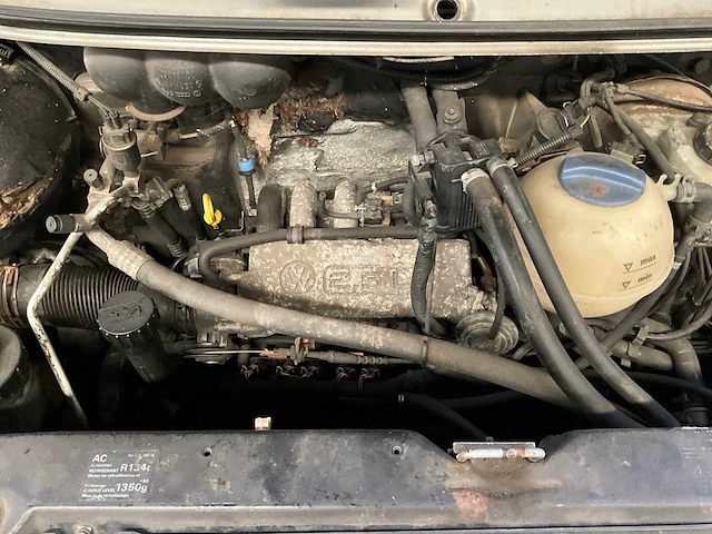 Volkswagen syncro multivan gl 2.5i - afbeelding 25 van  28