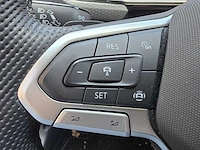 Volkswagen t-cross 1.5 tsi r-line - dsg - car 2021 | 00-35-28 - afbeelding 10 van  41