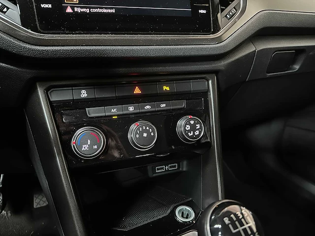 Volkswagen t-roc 1.0 tsi style 2019, zs-227-j - afbeelding 24 van  46