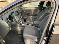 Volkswagen t-roc 1.5 etsi r-line business automaat 2022 virtual cockpit carplay keyless-go 18" inch, p-894-gf - afbeelding 2 van  34