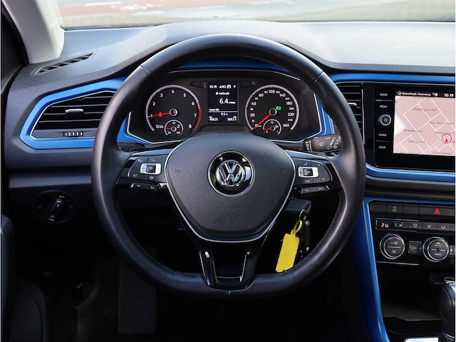 Volkswagen t-roc 1.5 tsi automaat 2019 panoramadak adaptive cruise navigatie stoelverwarming lane assist - afbeelding 11 van  30