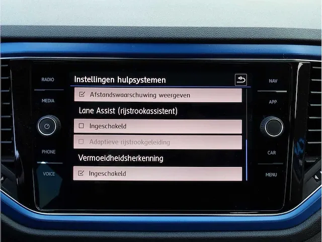 Volkswagen t-roc 1.5 tsi automaat 2019 panoramadak adaptive cruise navigatie stoelverwarming lane assist - afbeelding 16 van  30