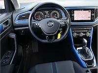 Volkswagen t-roc 1.5 tsi automaat 2019 panoramadak adaptive cruise navigatie stoelverwarming lane assist - afbeelding 10 van  30