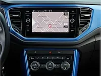 Volkswagen t-roc 1.5 tsi automaat 2019 panoramadak adaptive cruise navigatie stoelverwarming lane assist - afbeelding 14 van  30