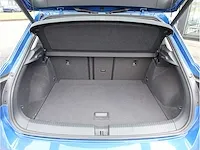 Volkswagen t-roc 1.5 tsi automaat 2019 panoramadak adaptive cruise navigatie stoelverwarming lane assist - afbeelding 19 van  30