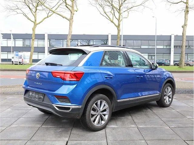 Volkswagen t-roc 1.5 tsi automaat 2019 panoramadak adaptive cruise navigatie stoelverwarming lane assist - afbeelding 26 van  30