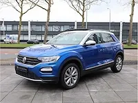 Volkswagen t-roc 1.5 tsi automaat 2019 panoramadak adaptive cruise navigatie stoelverwarming lane assist - afbeelding 30 van  30