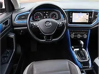 Volkswagen t-roc 1.5 tsi automaat 2020 panoramadak vol leer keyless go & entry camera adaptive elektrische kofferklep - afbeelding 10 van  39