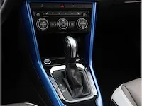 Volkswagen t-roc 1.5 tsi automaat 2020 panoramadak vol leer keyless go & entry camera adaptive elektrische kofferklep - afbeelding 15 van  39