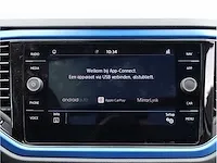 Volkswagen t-roc 1.5 tsi automaat 2020 panoramadak vol leer keyless go & entry camera adaptive elektrische kofferklep - afbeelding 19 van  39